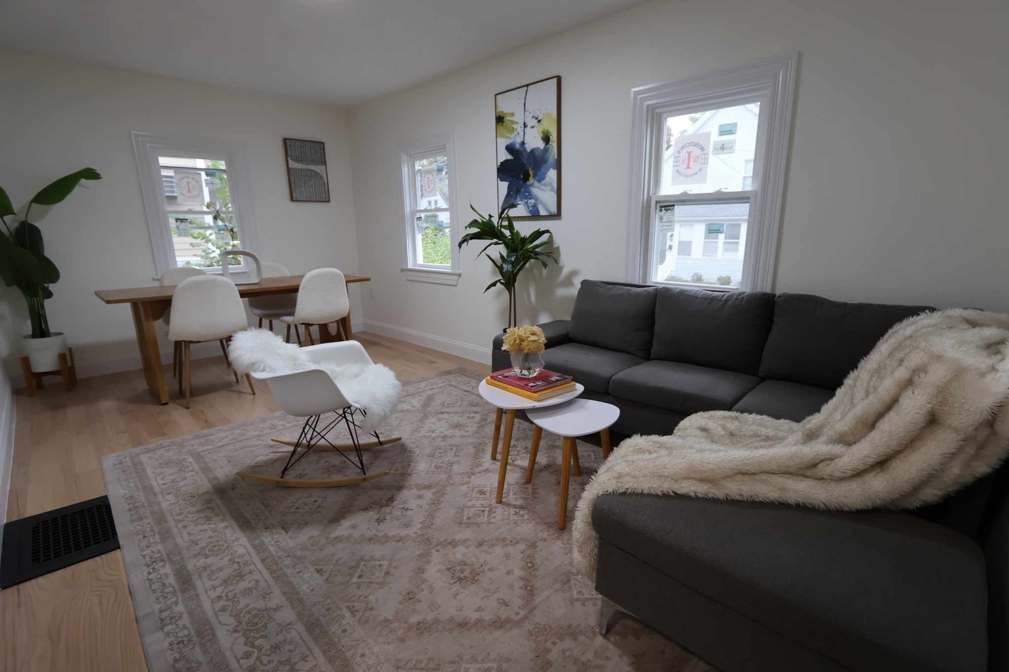8 Curve St Property Photo 4