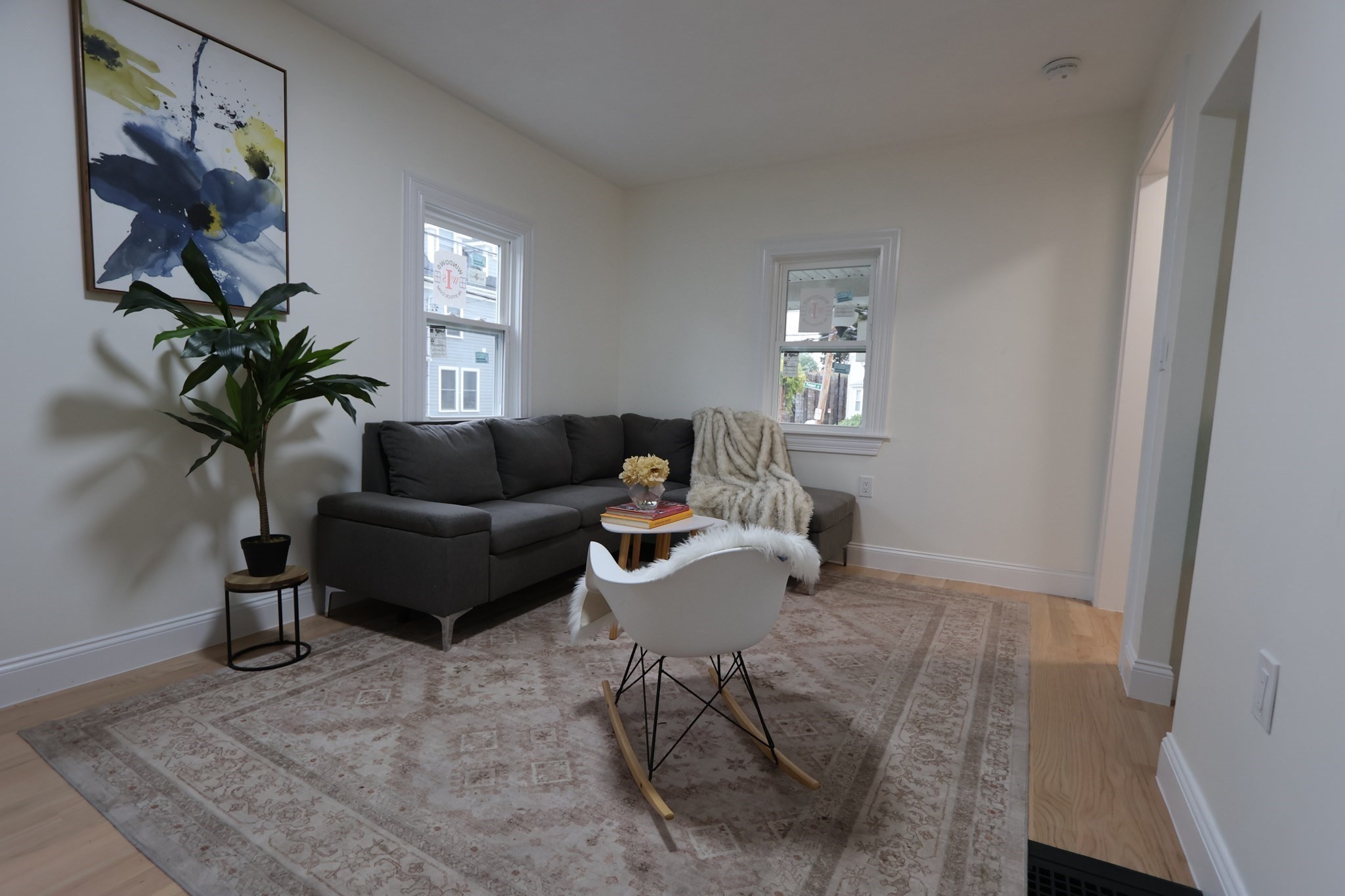 8 Curve St Property Photo 5