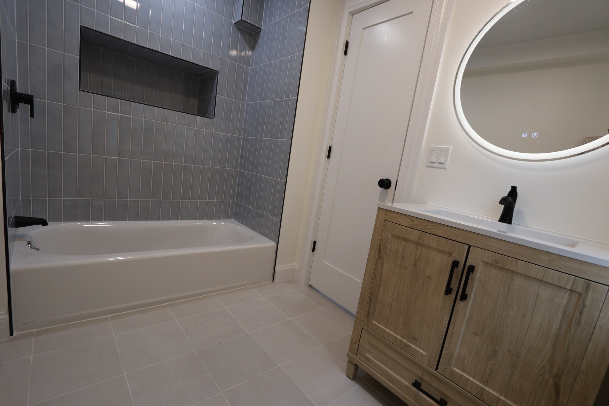 8 Curve St Property Photo 9
