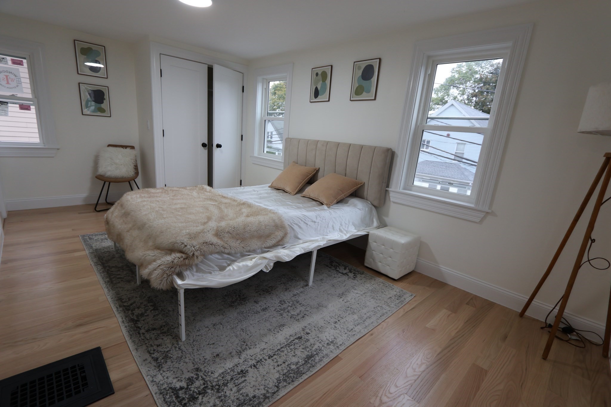 8 Curve St Property Photo 10