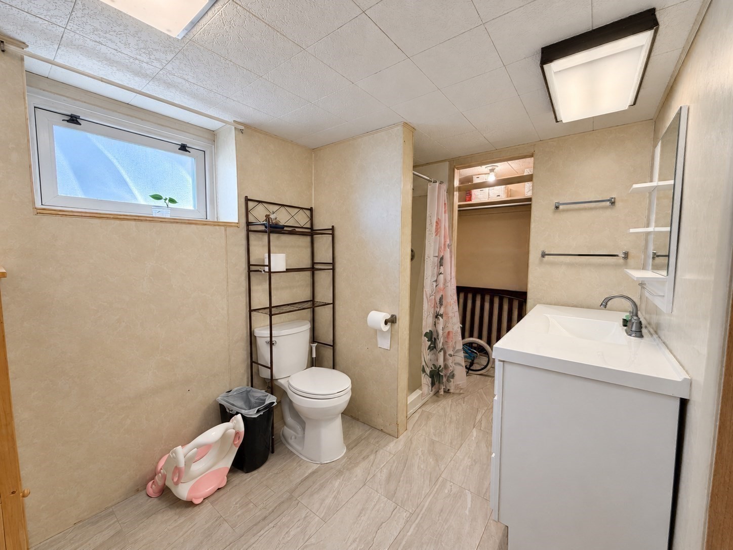 17 Crawford Rd Property Photo 14