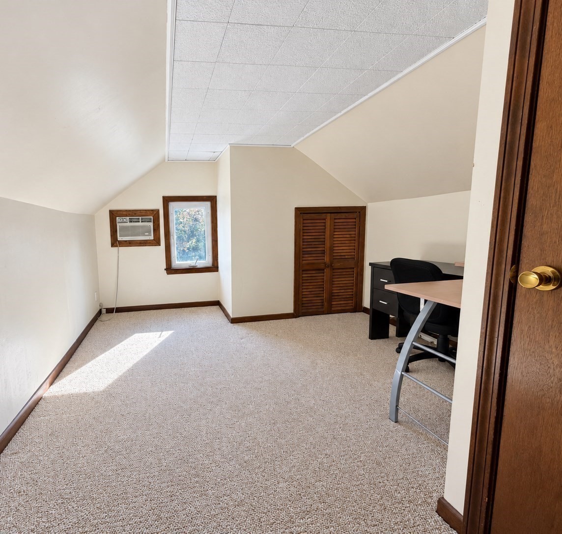 17 Crawford Rd Property Photo 17