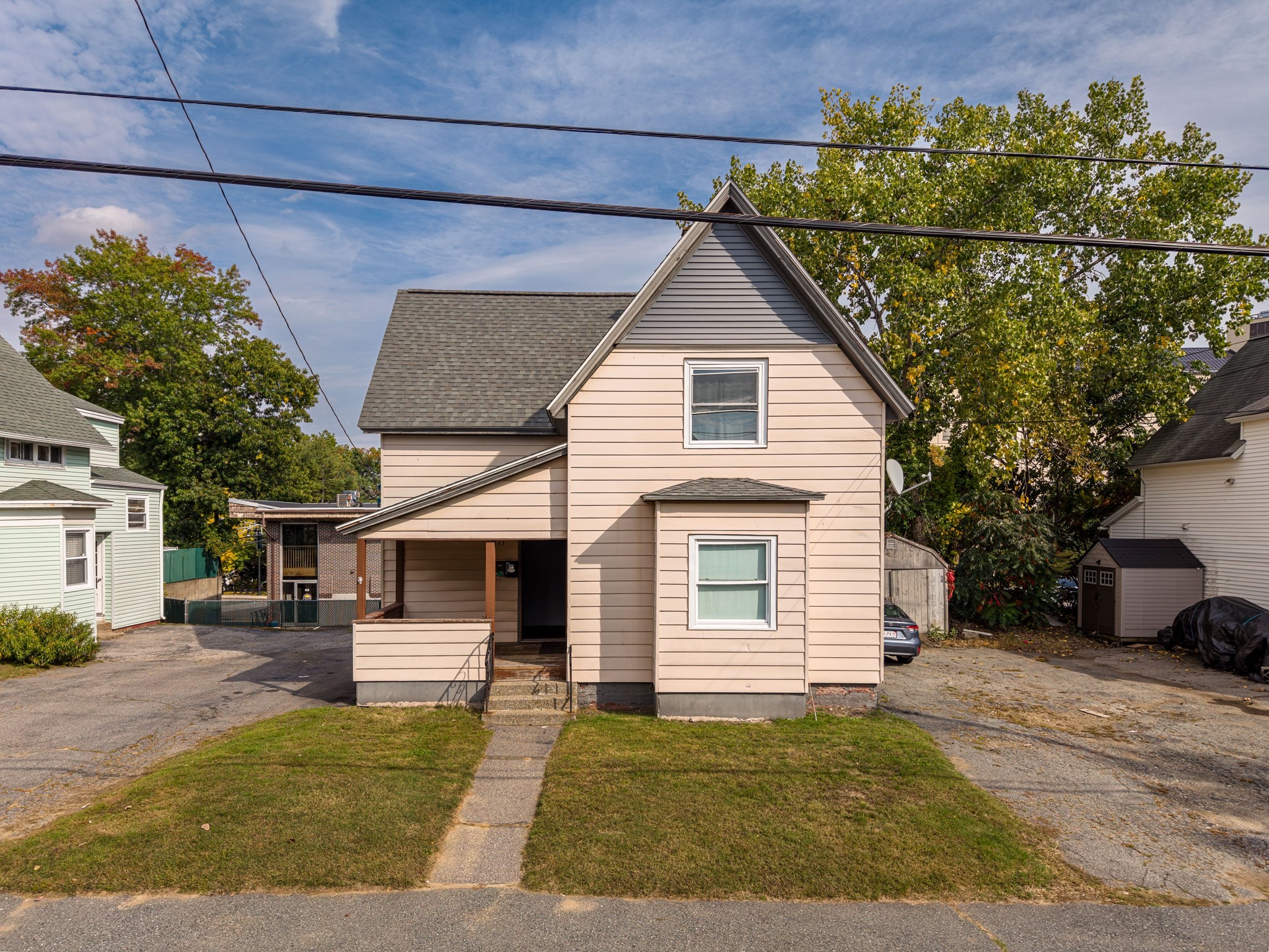 37 Coburn Ave Property Photo 1