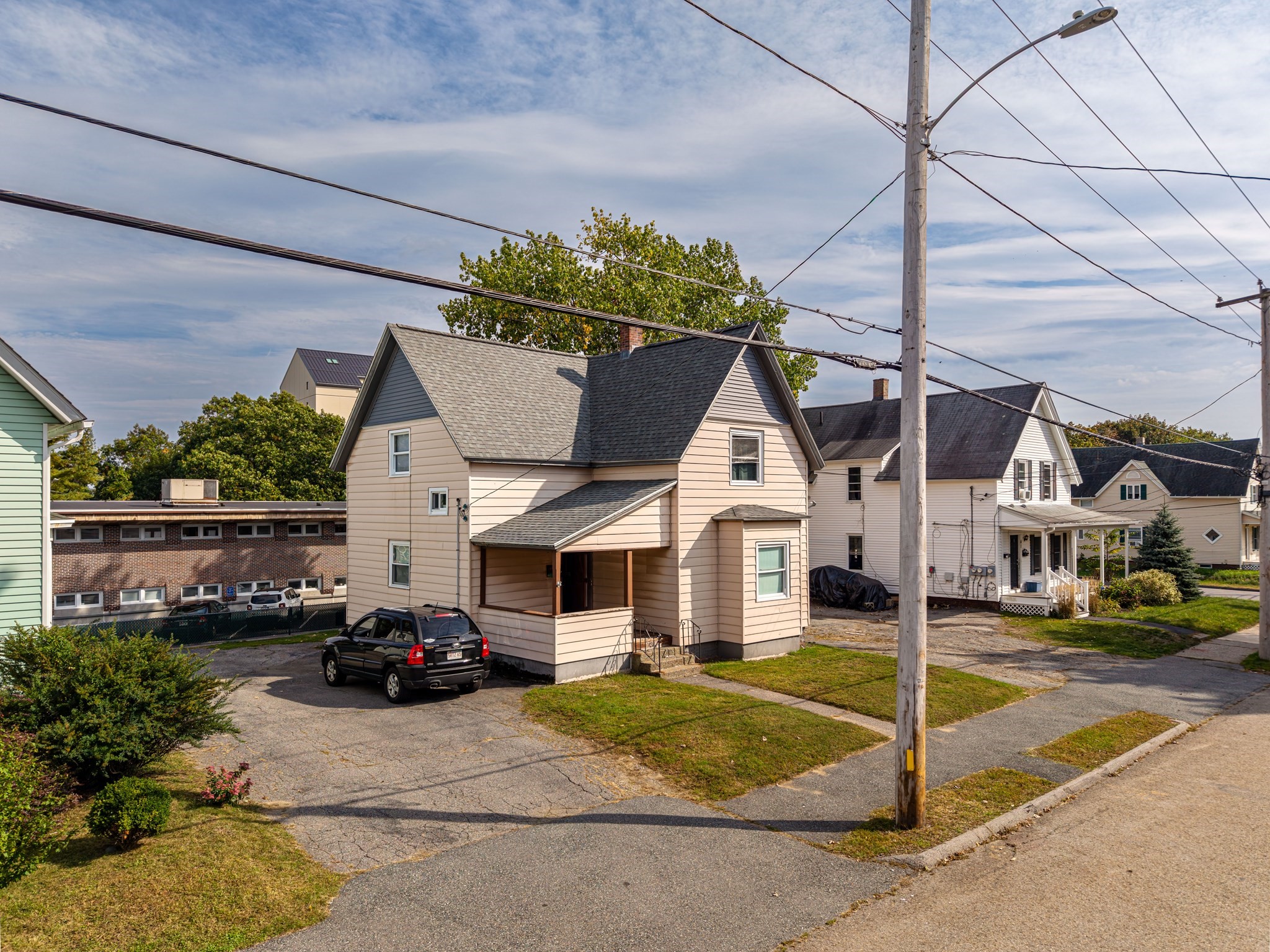37 Coburn Ave Property Photo 2