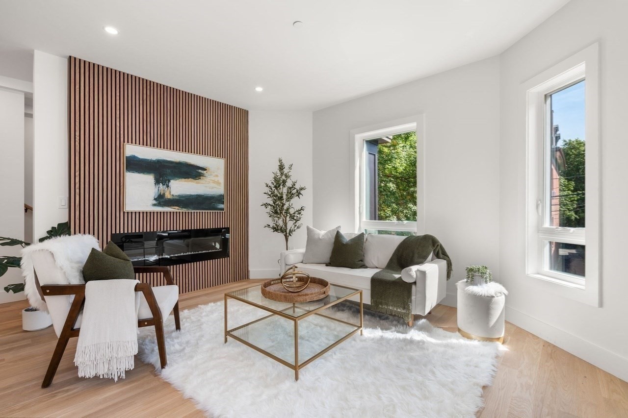 54a Adams St # A Property Photo 1