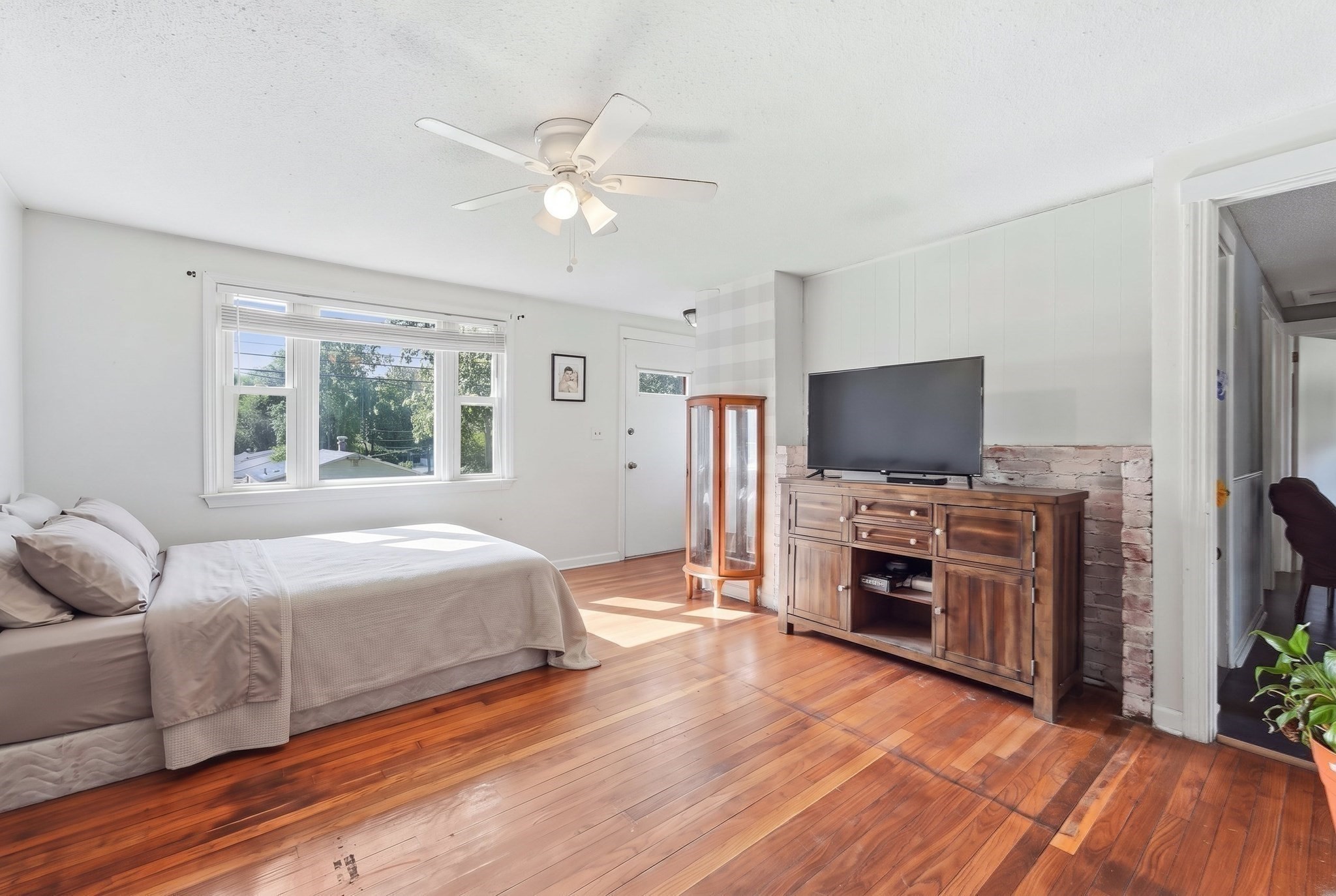 101 Regal St Property Photo 17