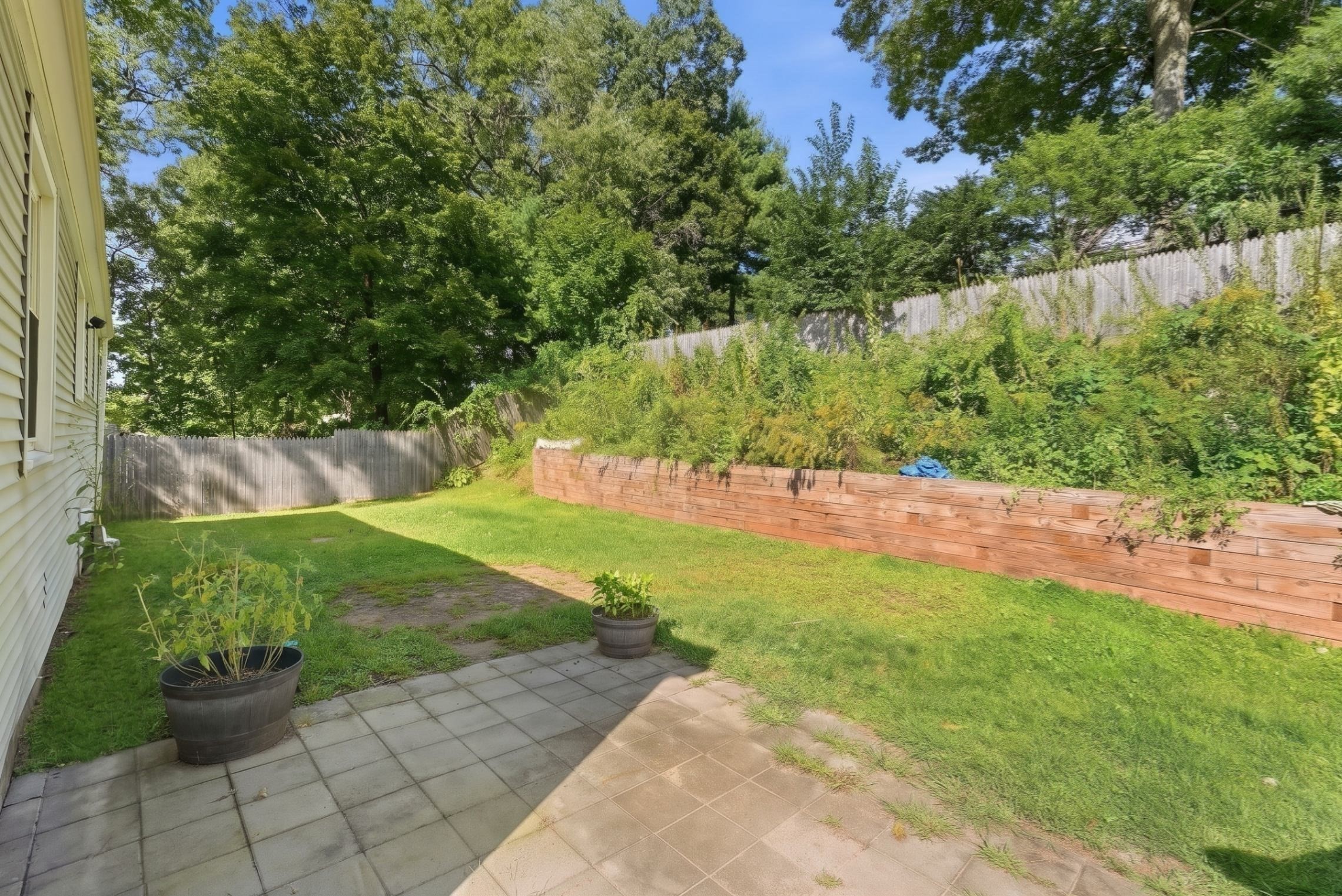 101 Regal St Property Photo 27