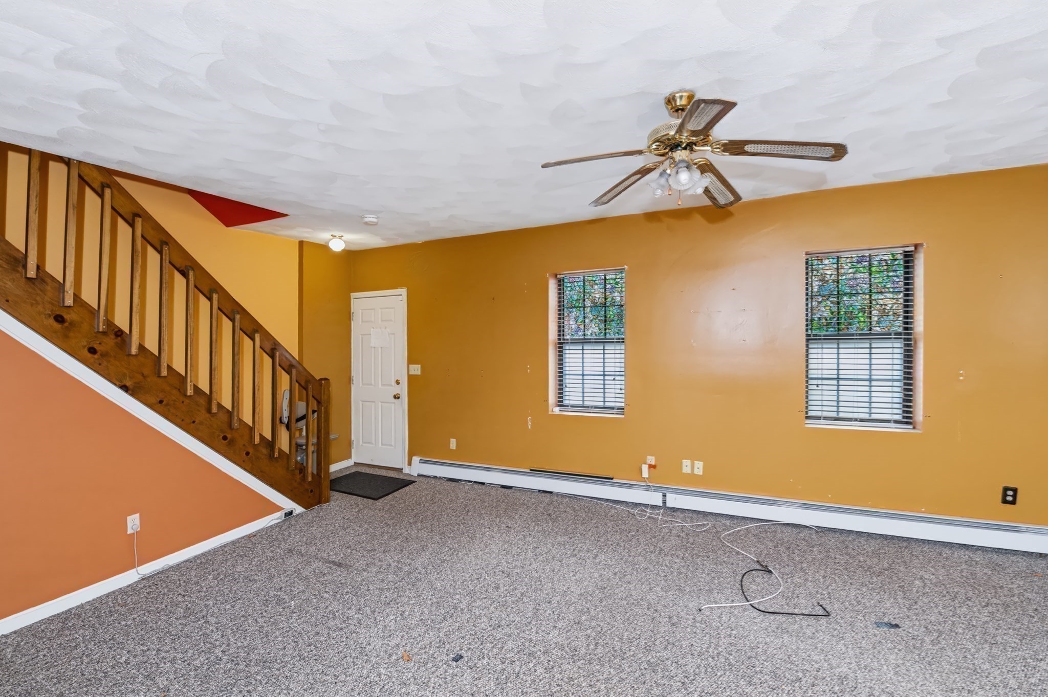 33 Grove St # 33 Property Photo 6