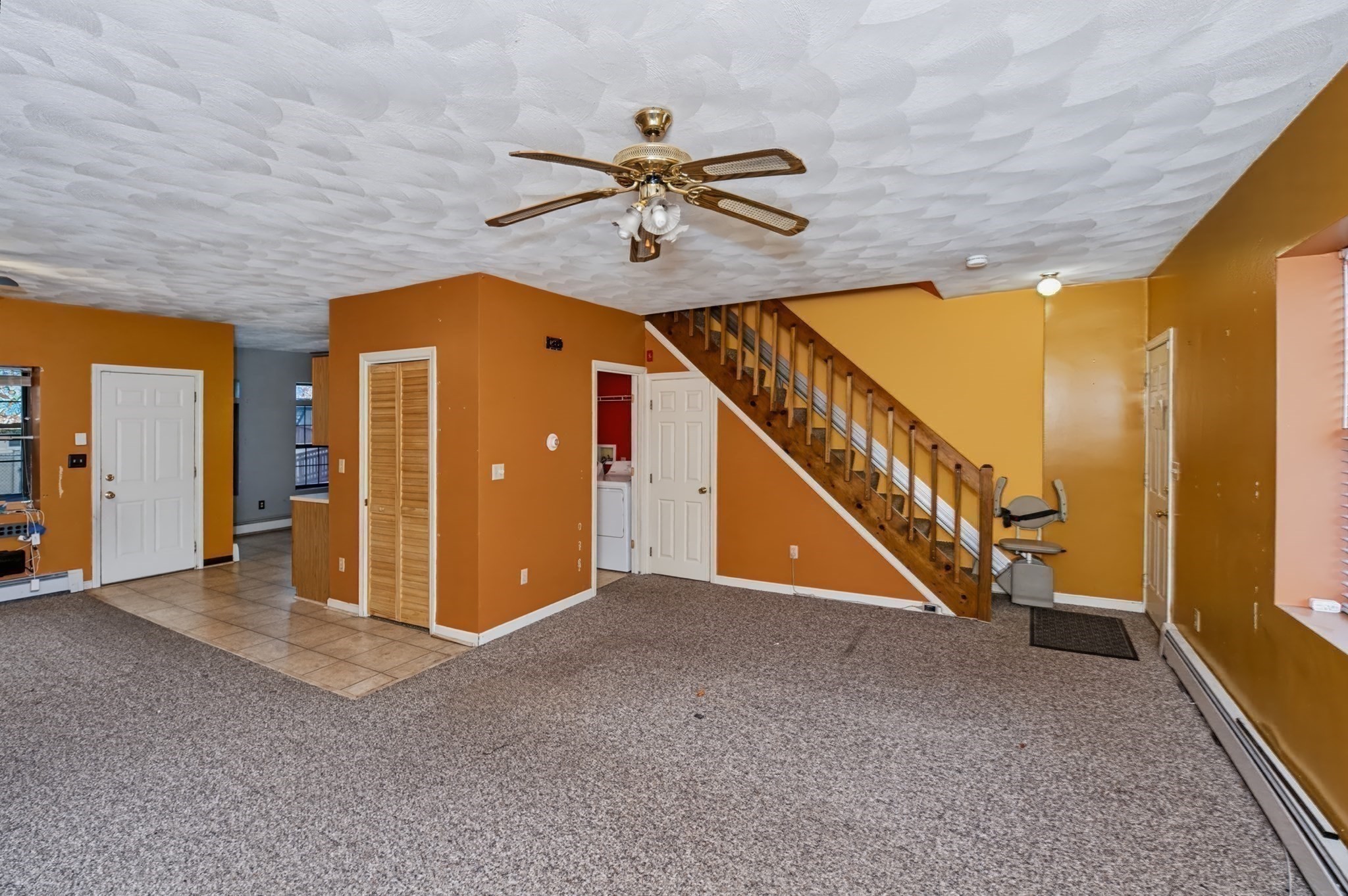 33 Grove St # 33 Property Photo 8