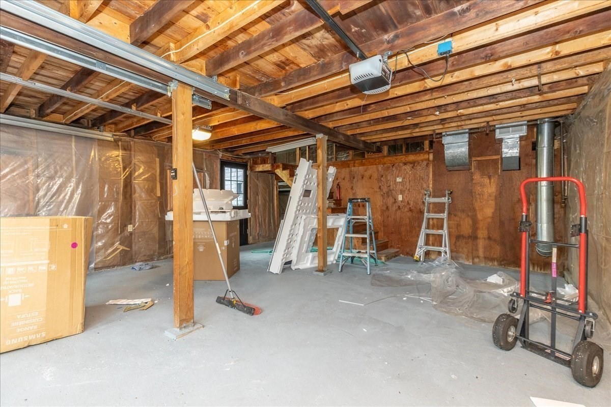 137 Hampshire Rd Property Photo 35