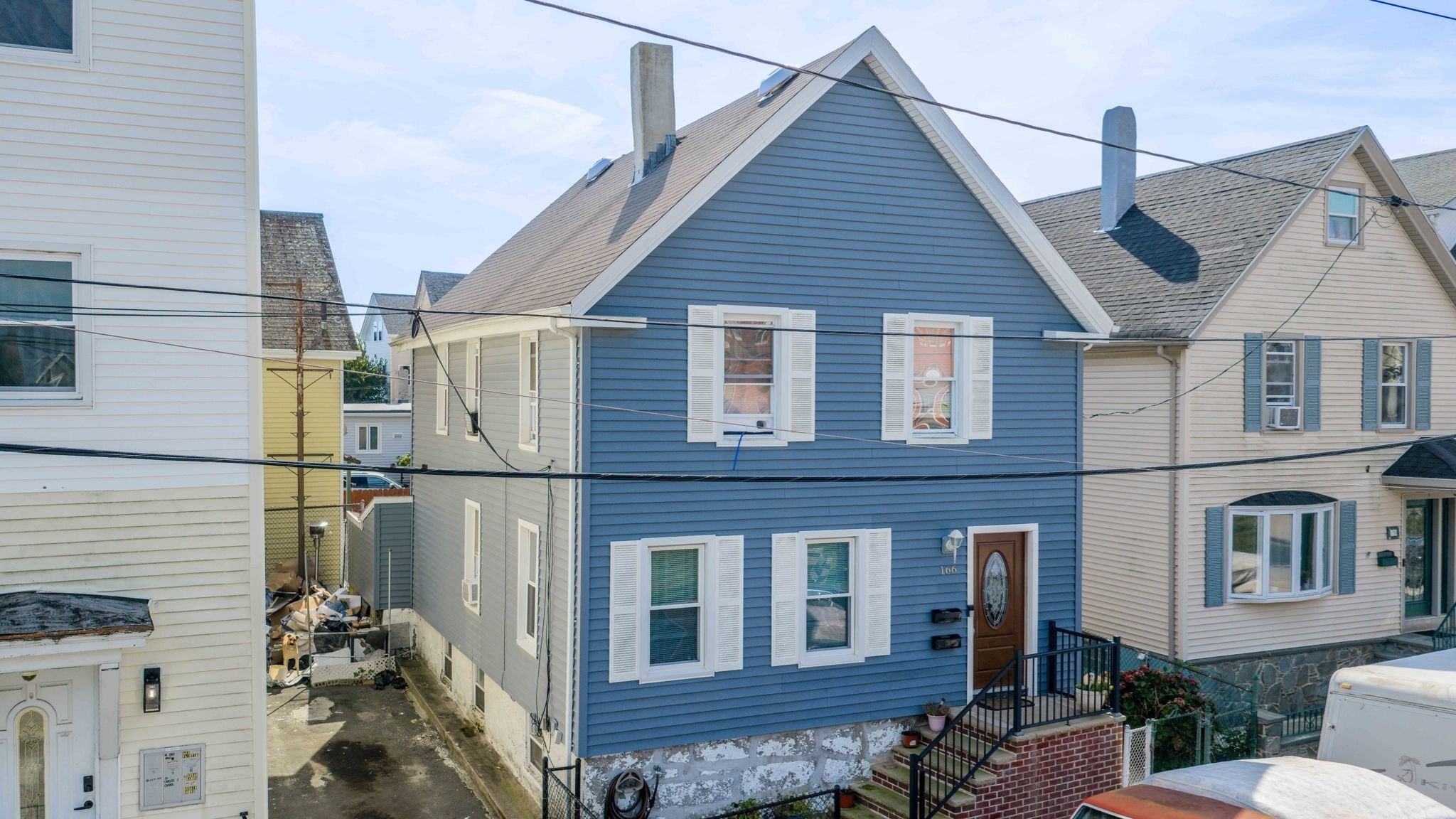 166 Blackmer St Property Photo 1