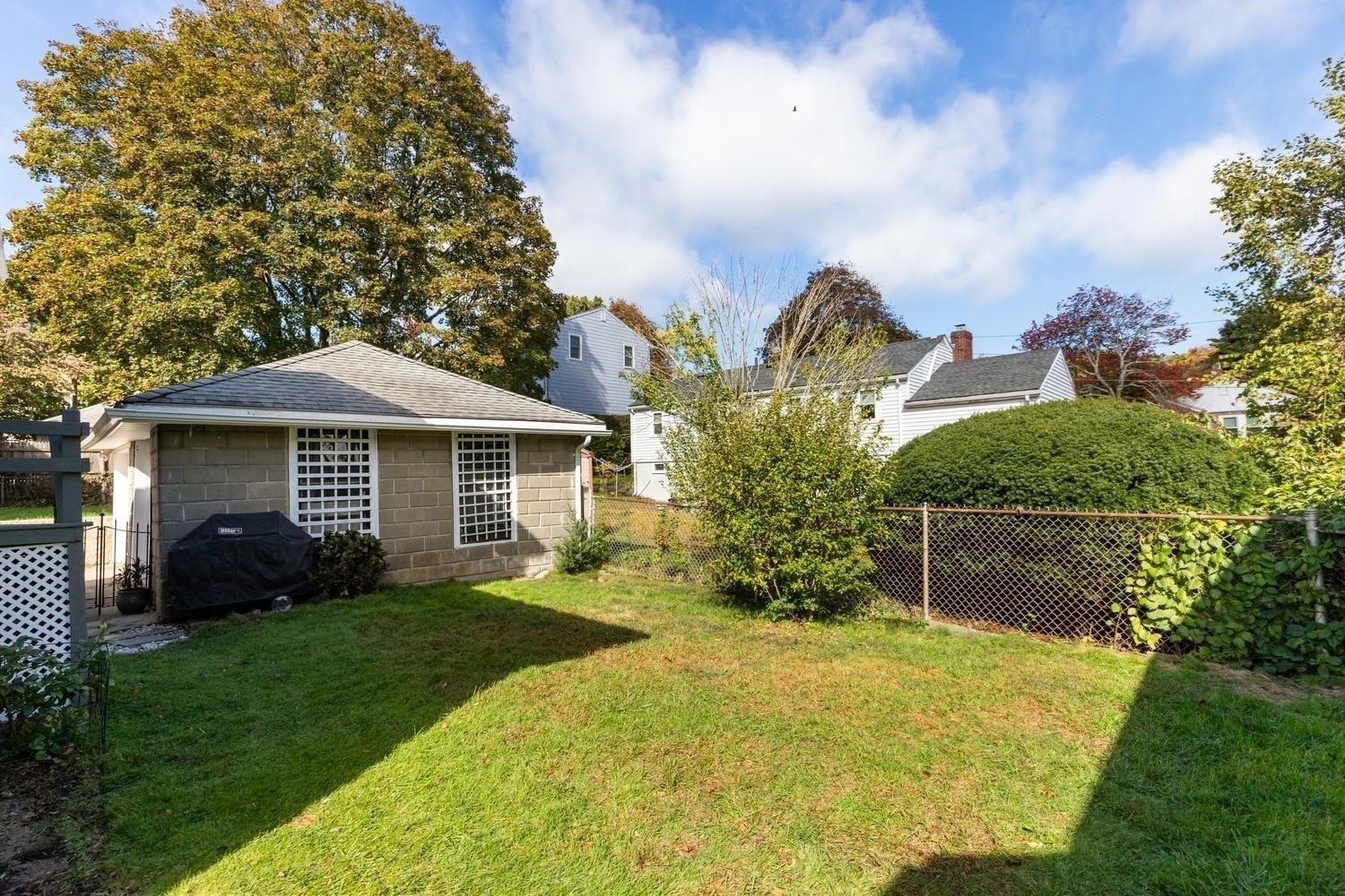 51 Sherwood Rd Property Photo 30