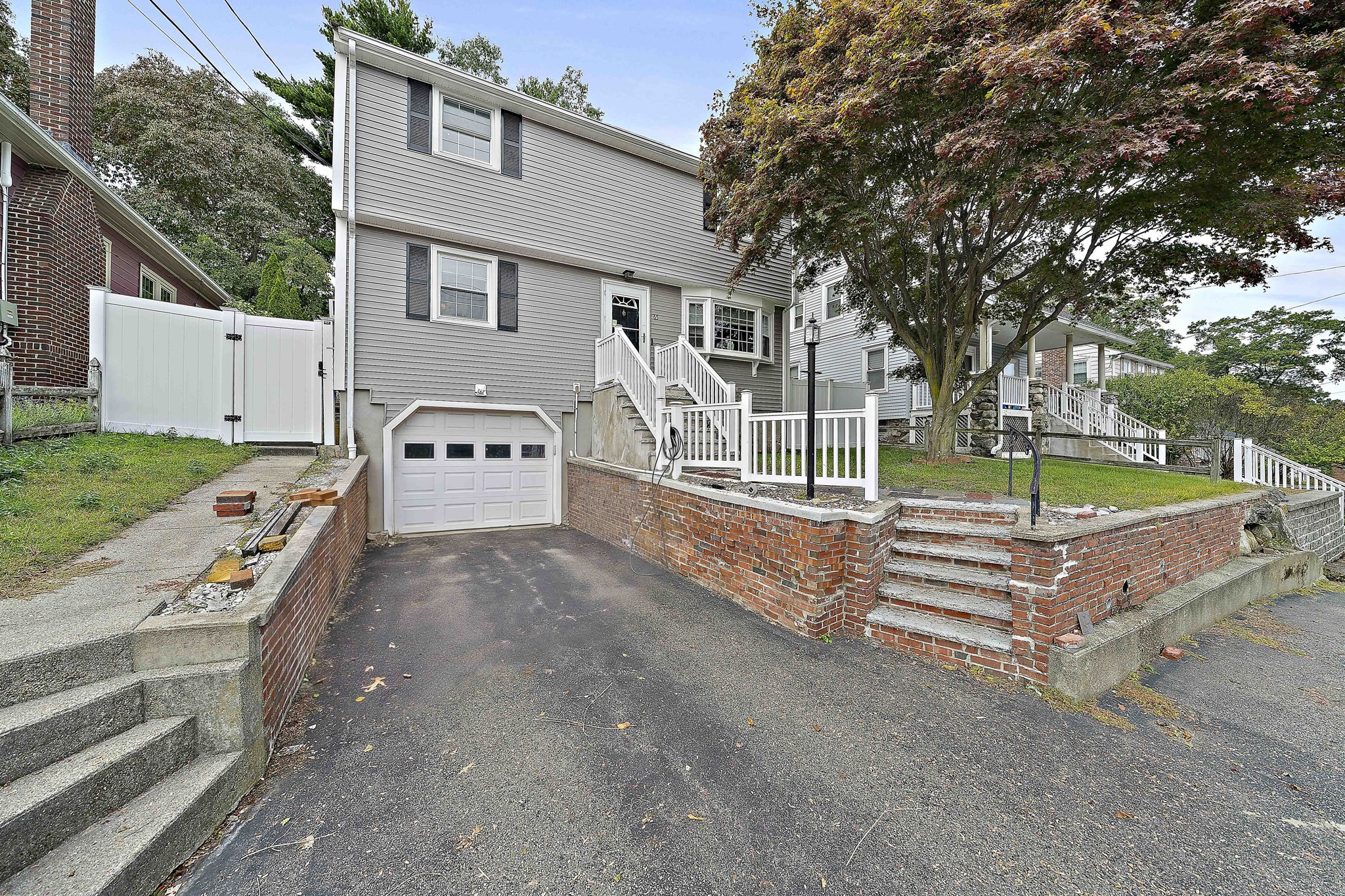 65 Hawthorne Rd Property Photo 2