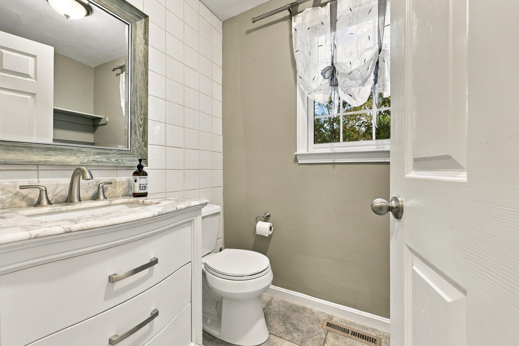 26 Hooksett Circle Property Photo 15