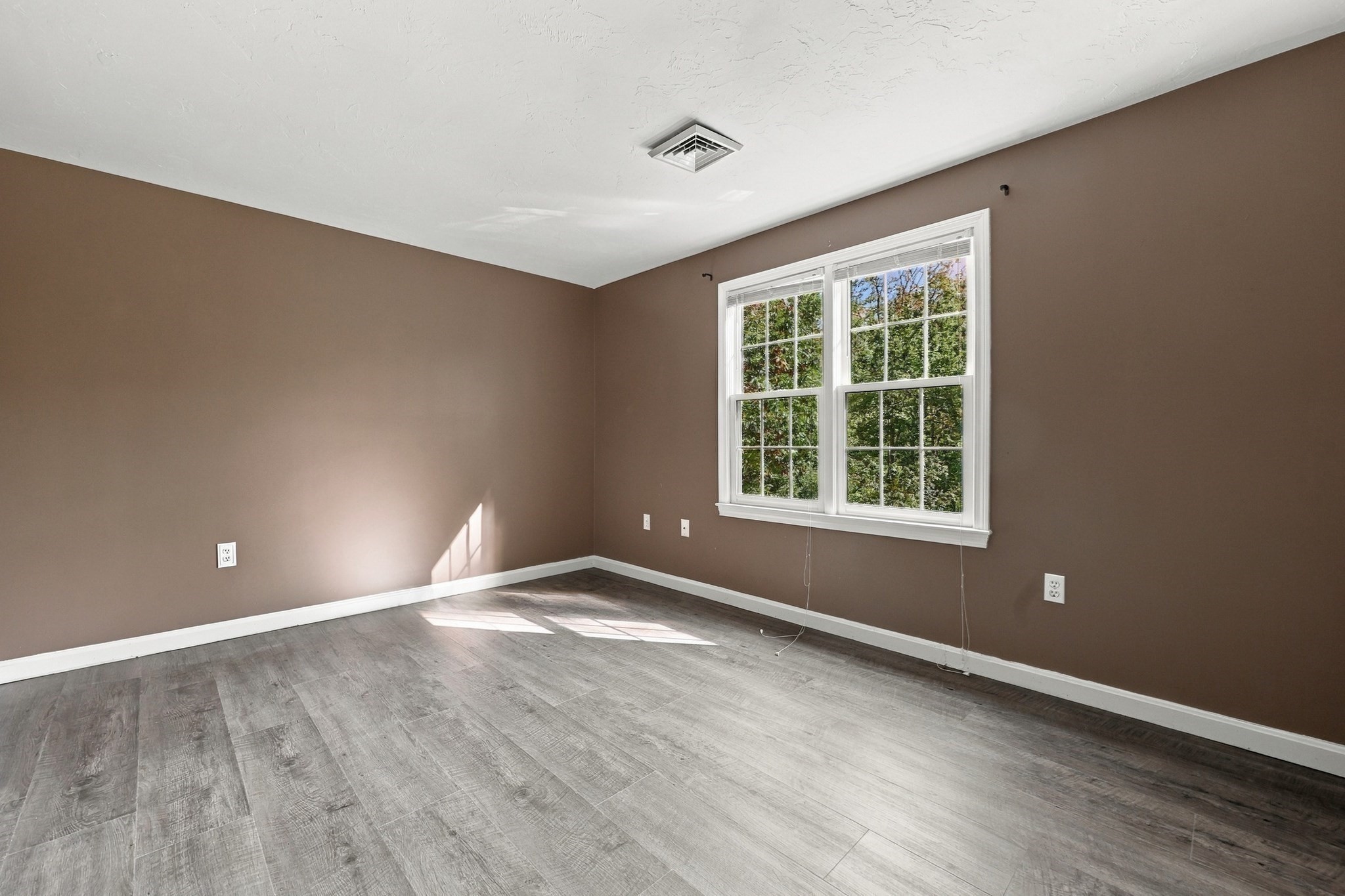 26 Hooksett Circle Property Photo 27