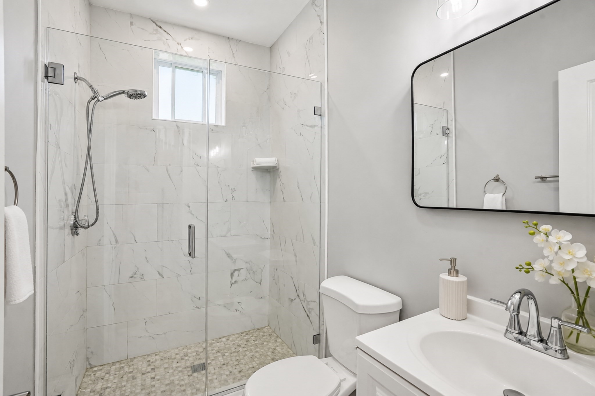 41 Union St # B Property Photo 13