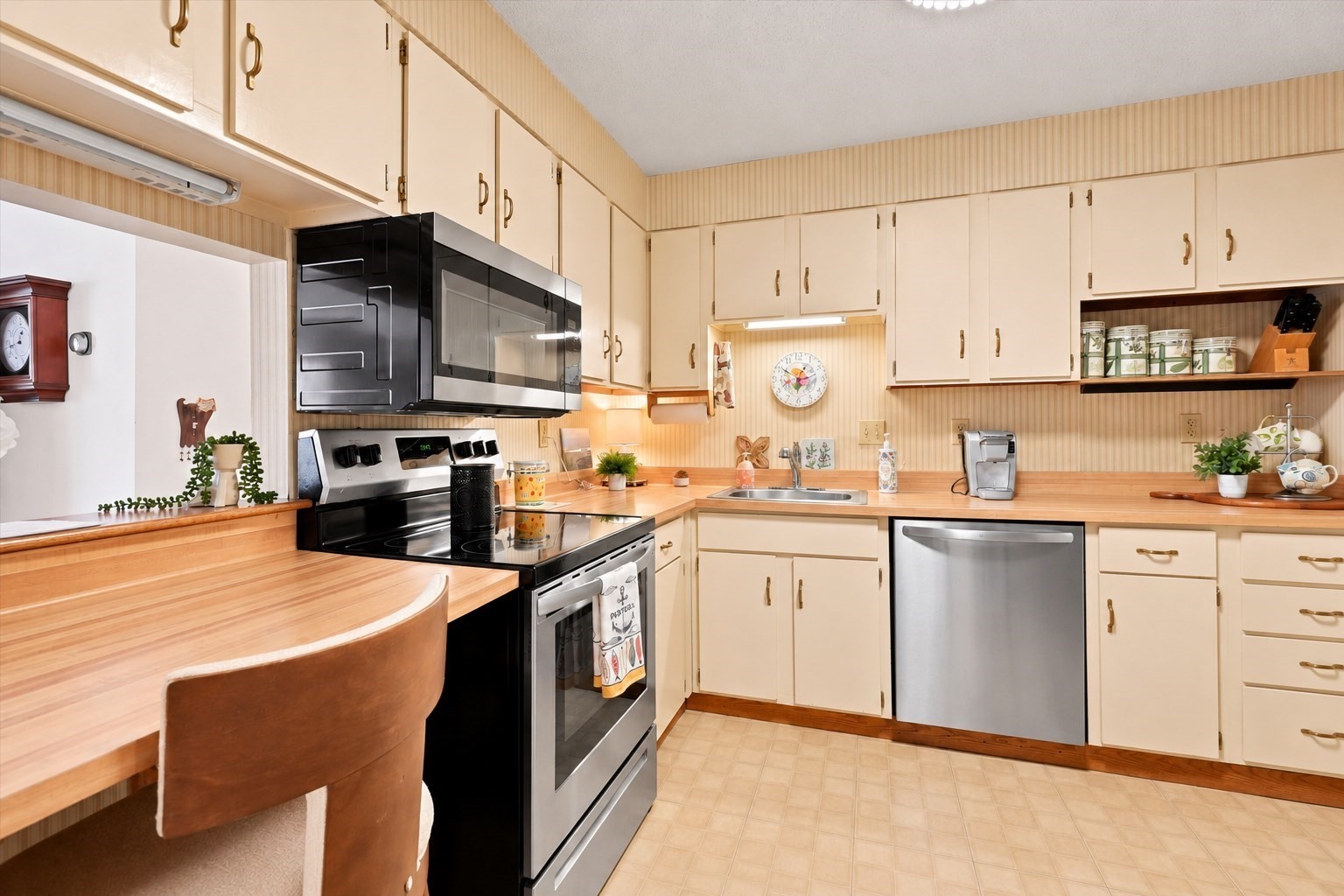 1 Summit Dr # 57 Property Photo 11