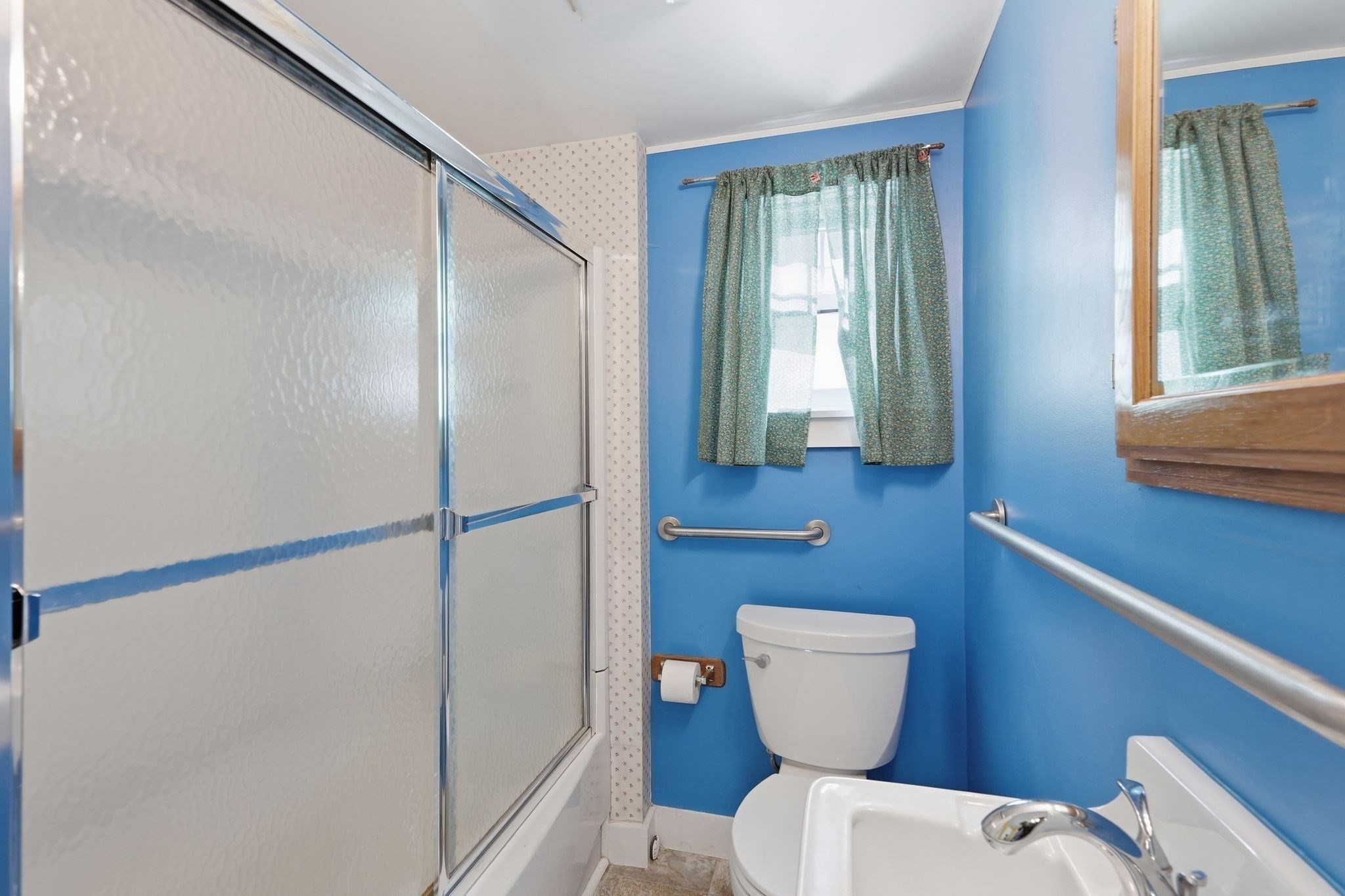 26 Elm St Property Photo 9