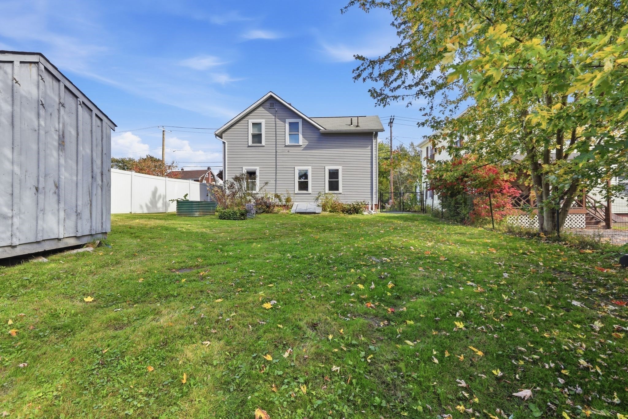 26 Elm St Property Photo 31