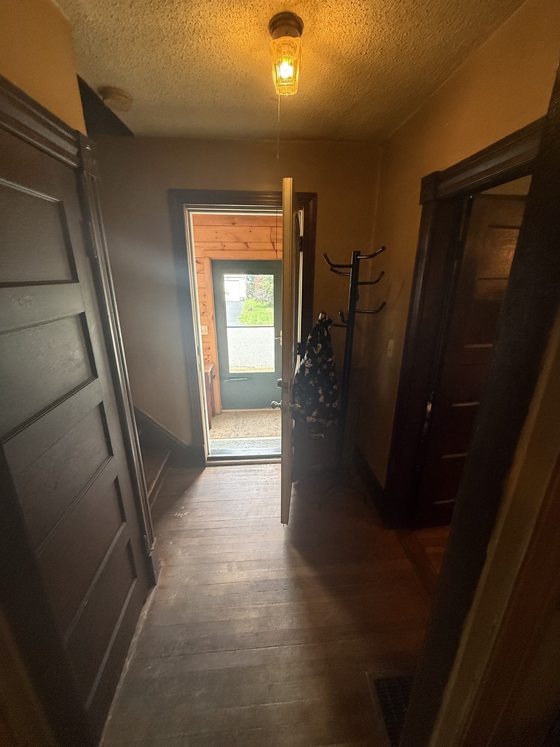 23 Elliot St Property Photo 7
