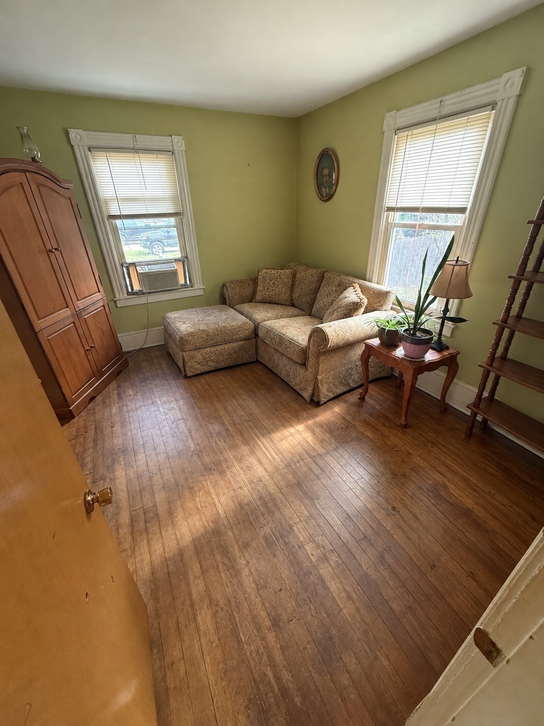 23 Elliot St Property Photo 16