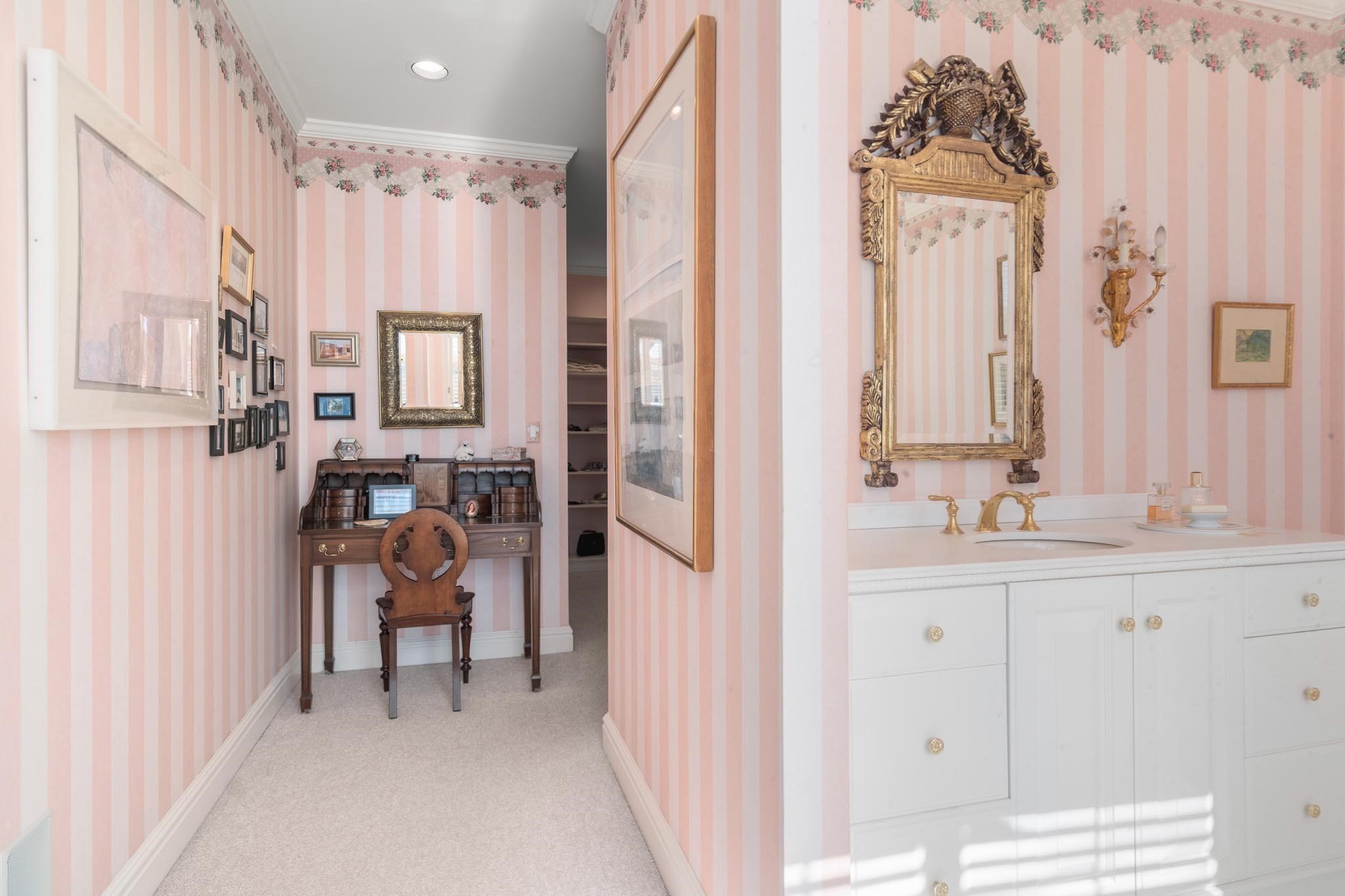 99 Florence # 50 Property Photo 10
