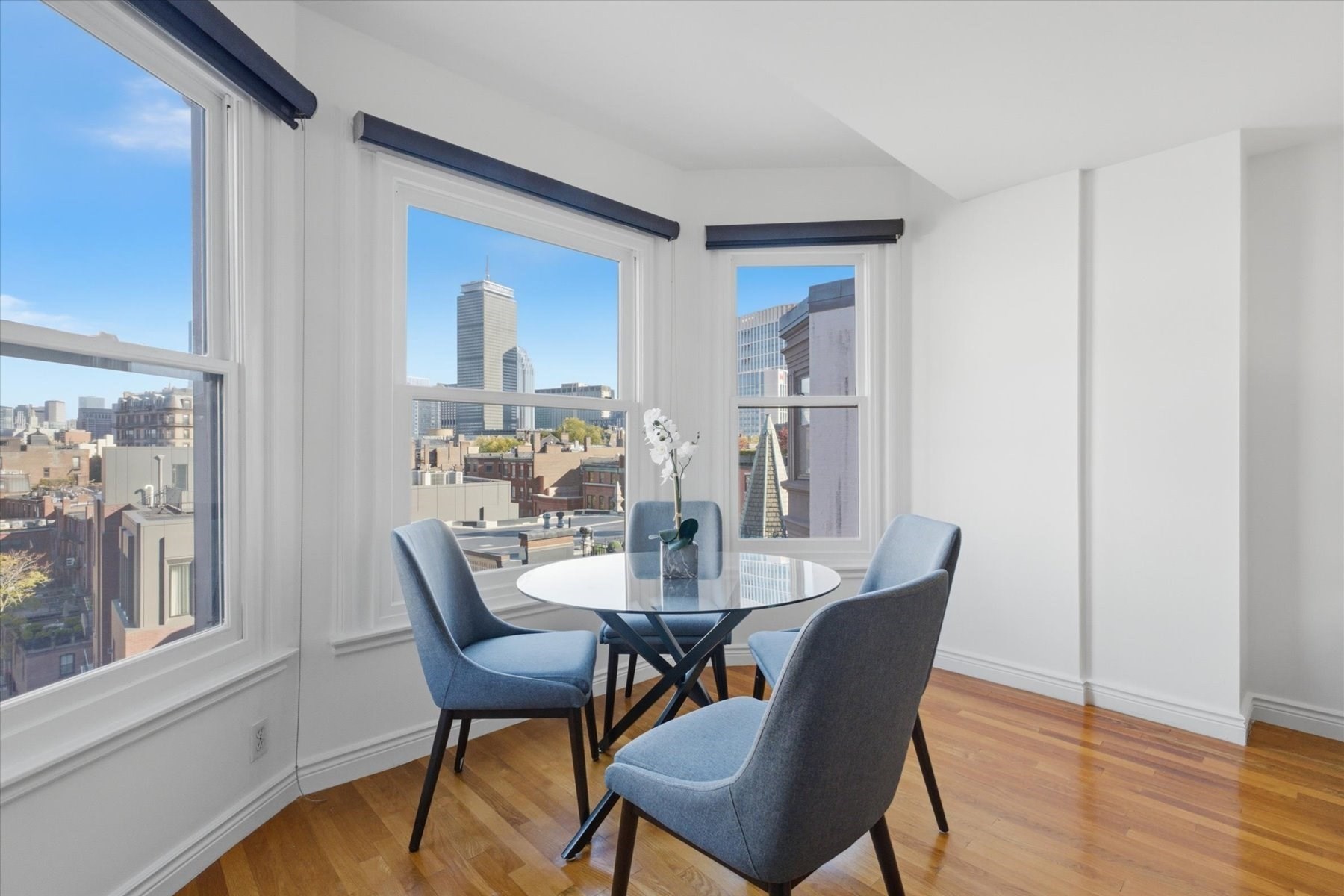 4 Charlesgate E # 708 Property Photo 2