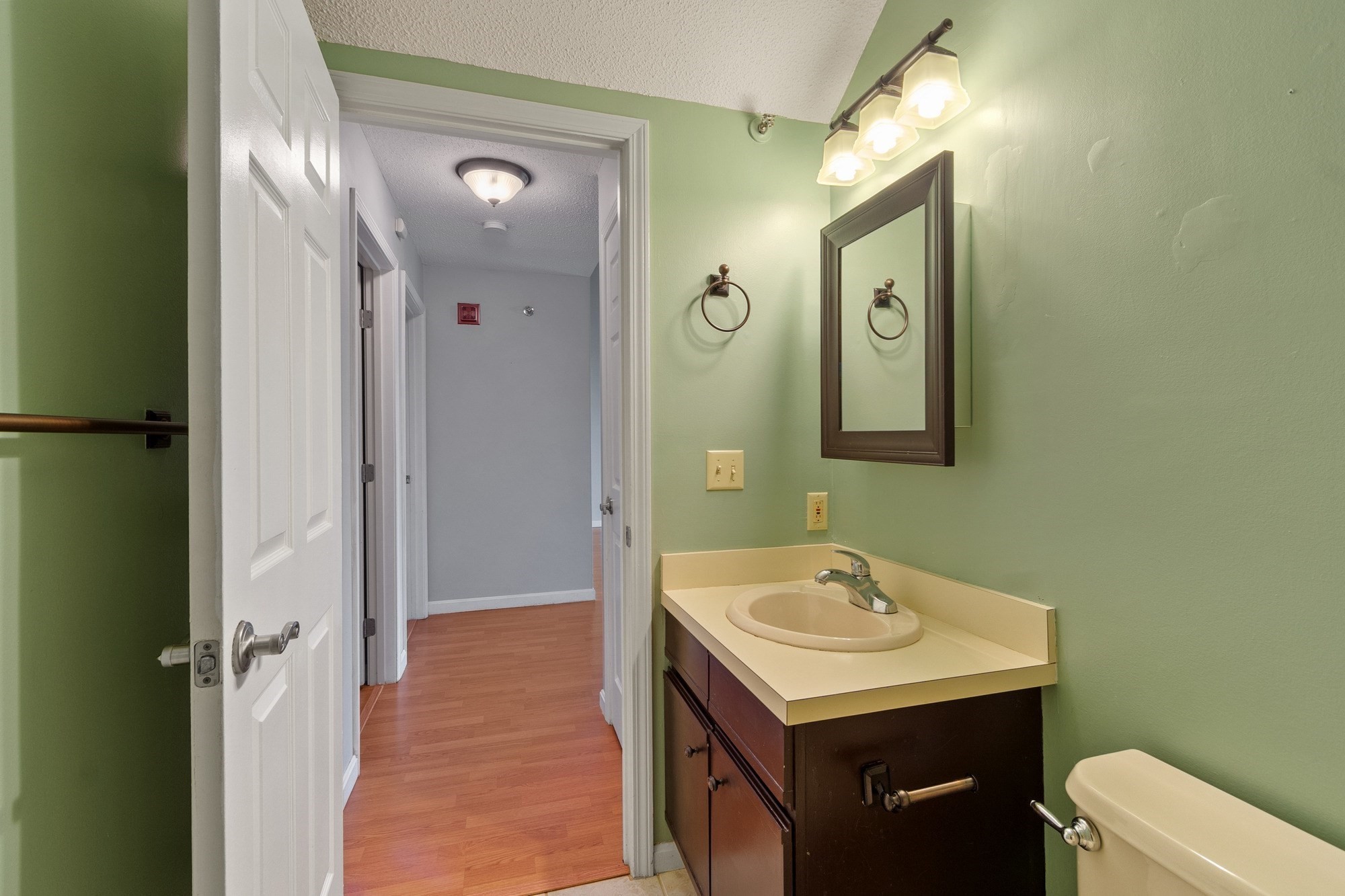 74 Tennis Plaza Rd # 40 Property Photo 19