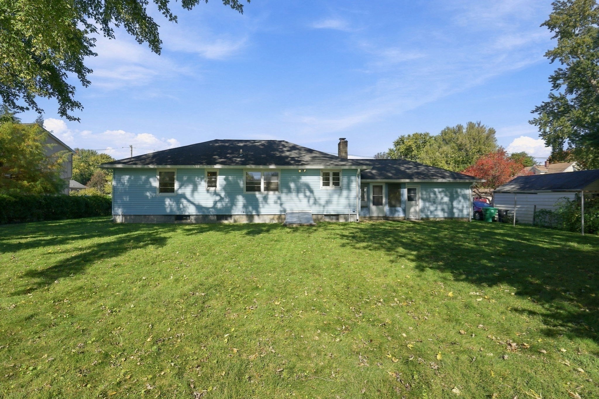 119 Clarendon Ave Property Photo 30