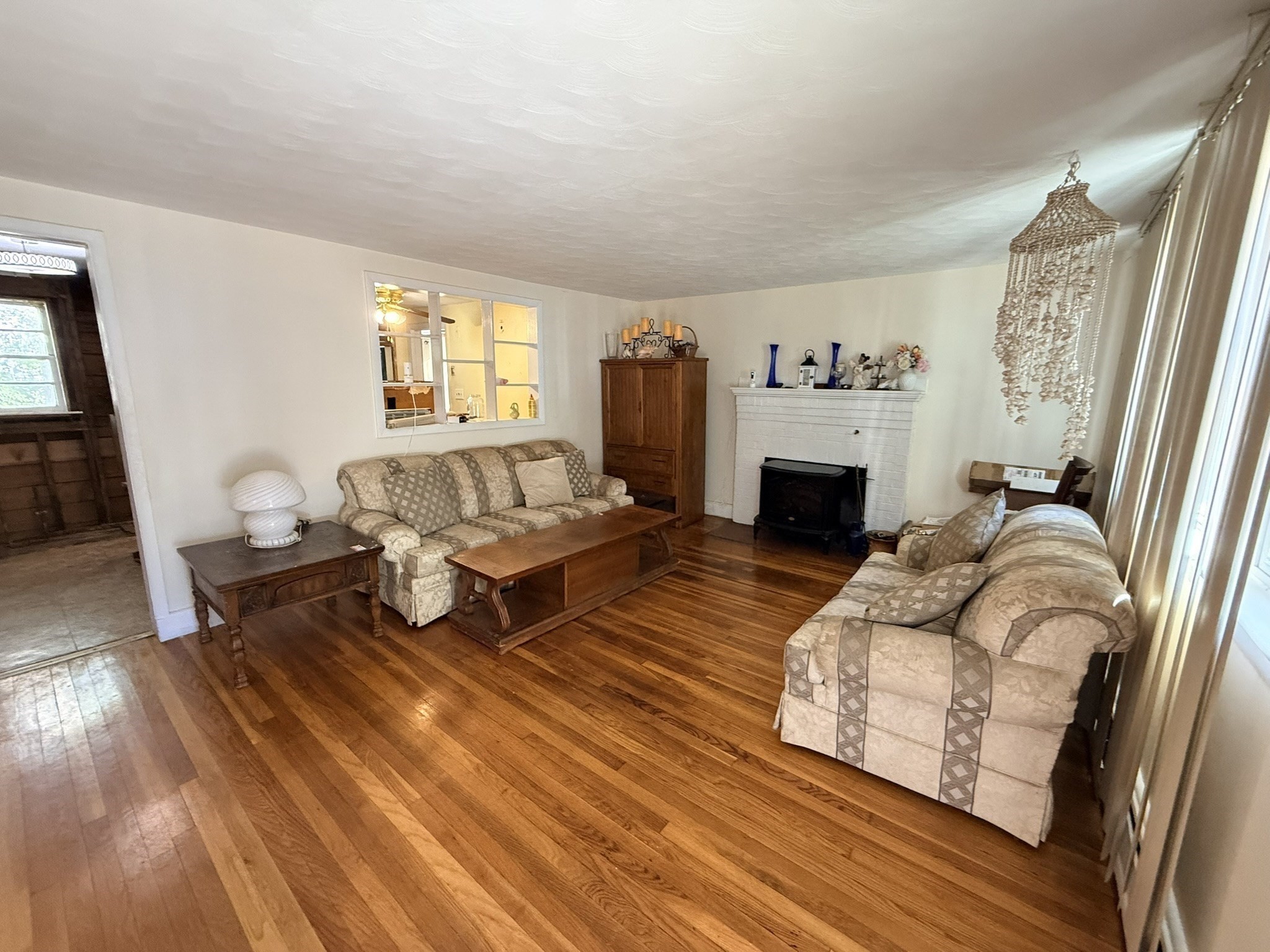 242 Itasca Street Property Photo 5