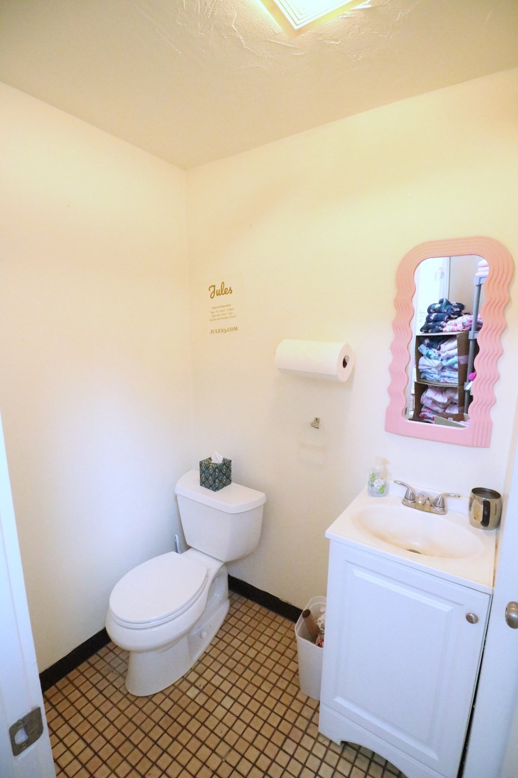 560 Main Street Property Photo 11