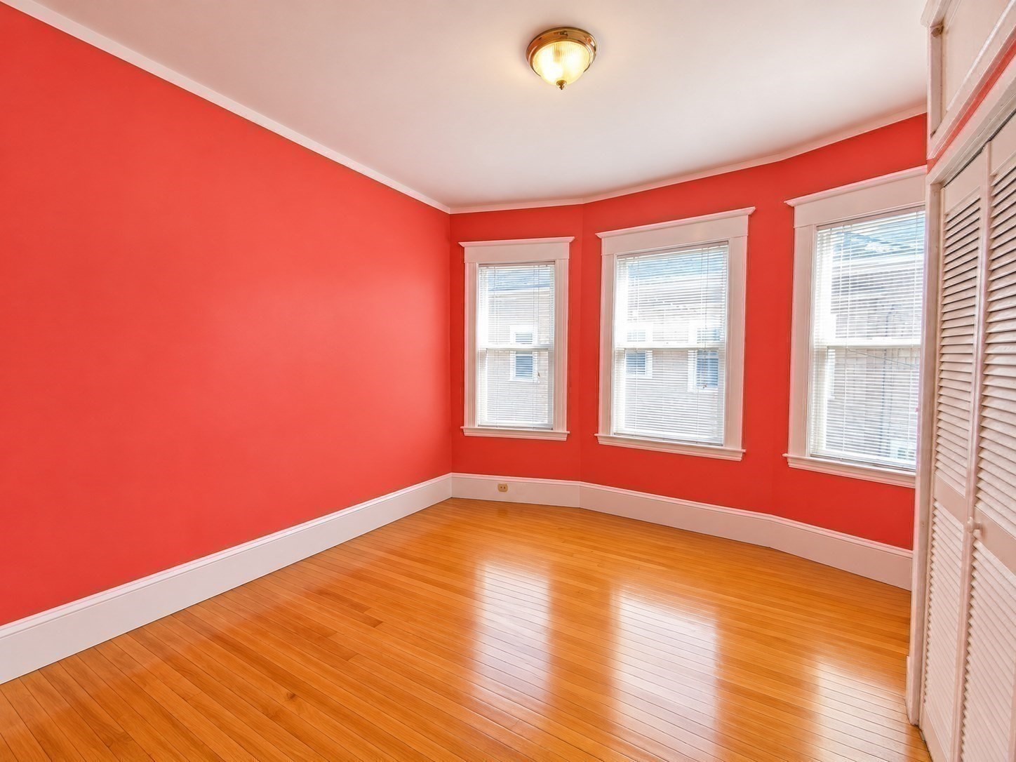 40 Harvard St Property Photo 21