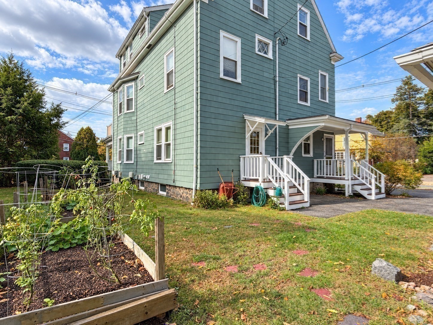40 Harvard St Property Photo 40