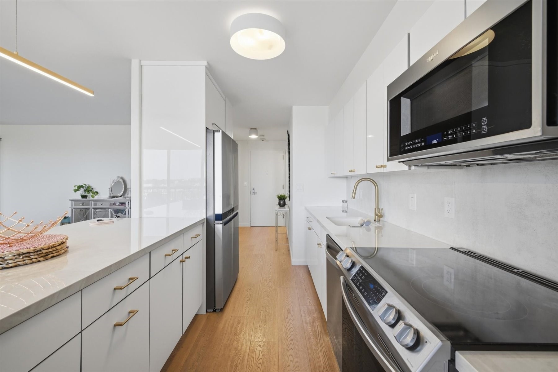 60 Longwood Ave # 1003 Property Photo 8