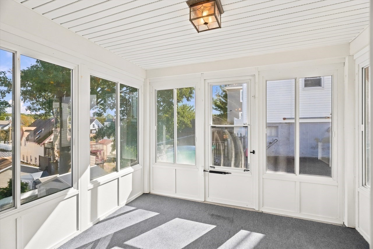 58 Webster St Property Photo 17