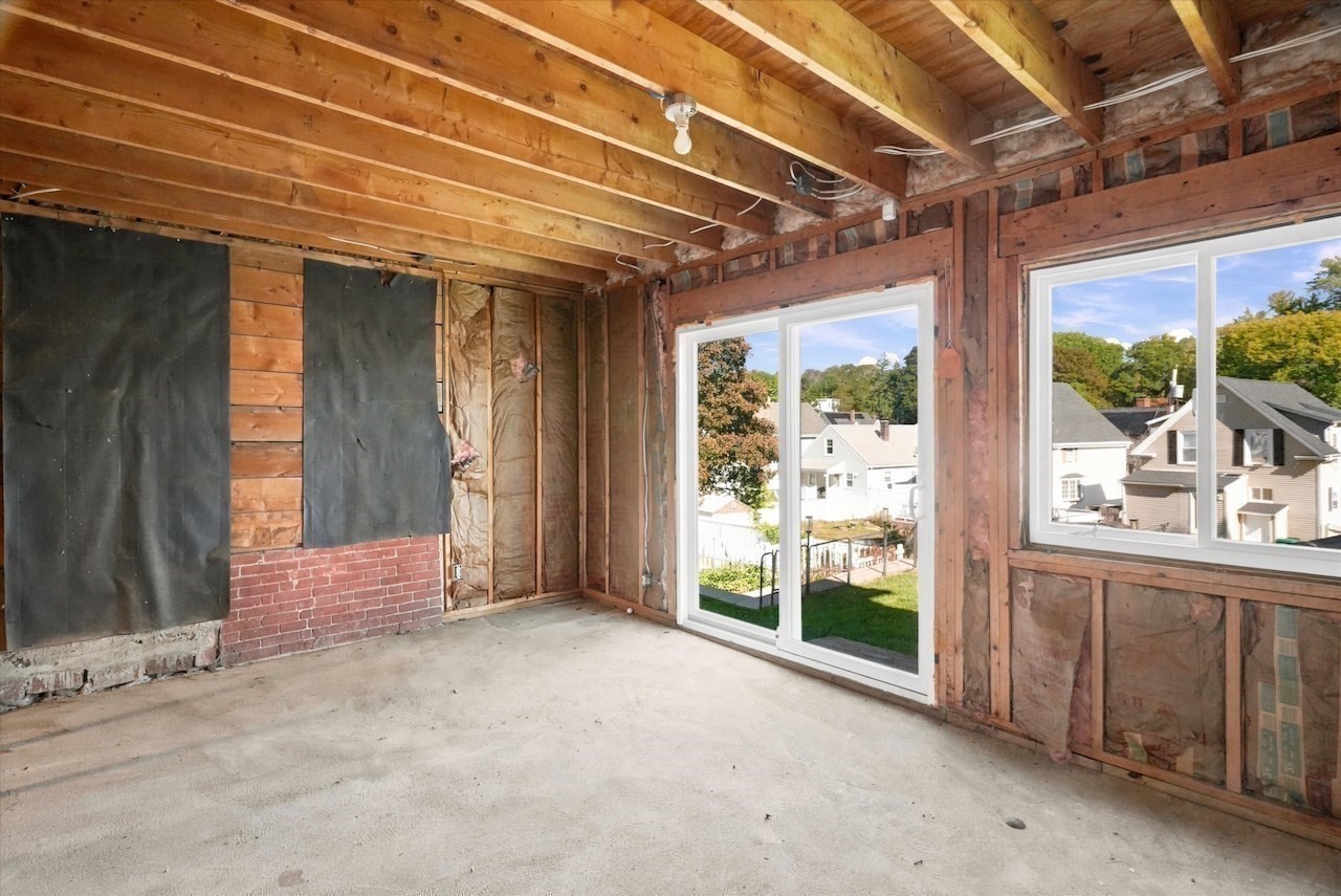 58 Webster St Property Photo 35