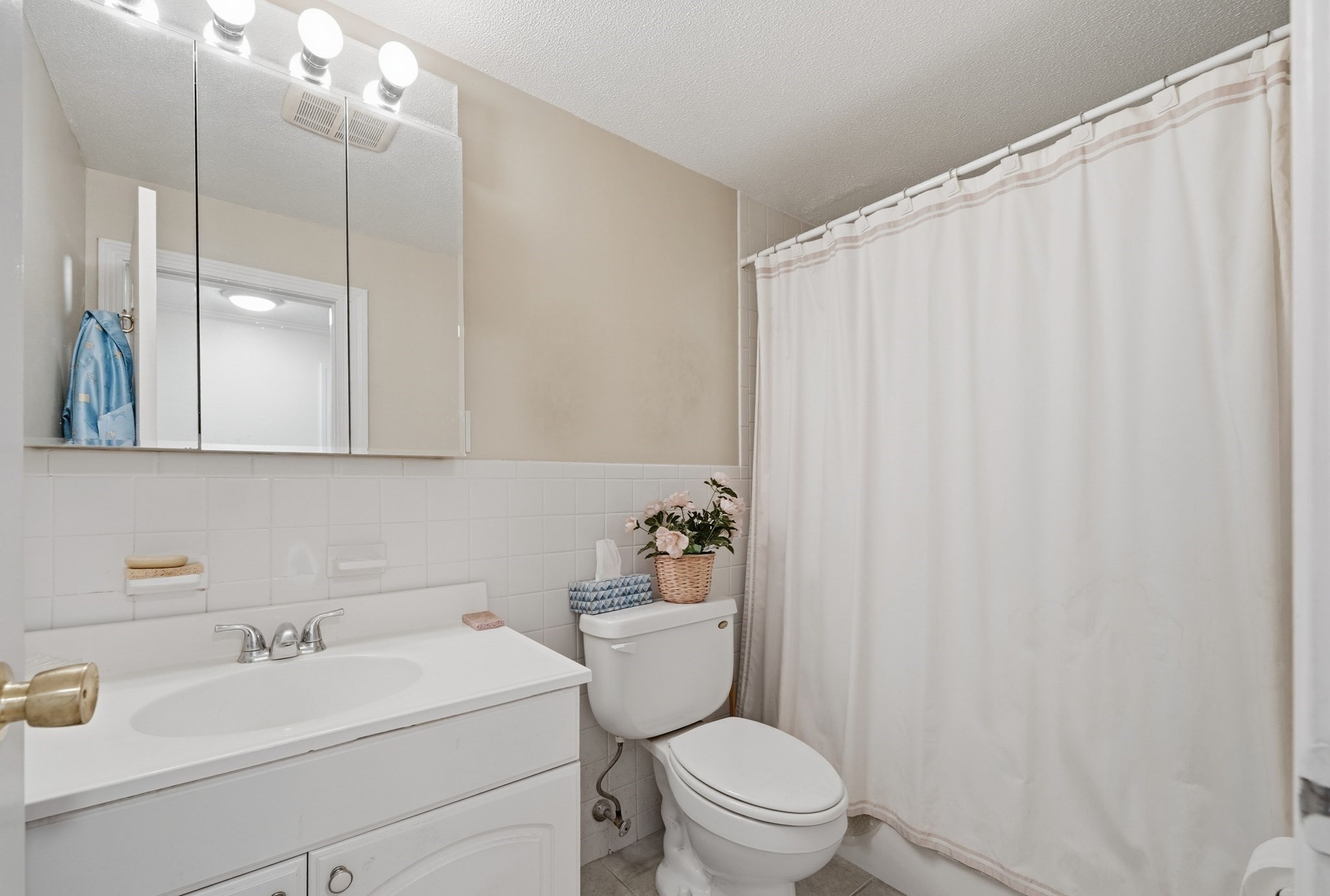 257 North Main St # 8 Property Photo 19