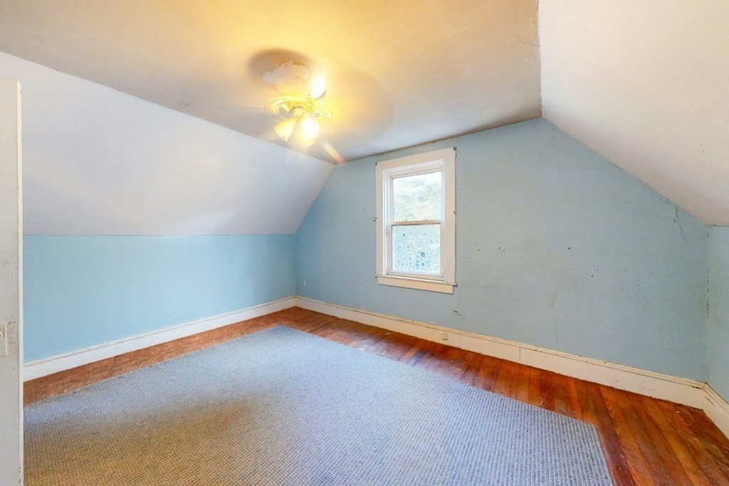 218 West Selden Street Property Photo 13