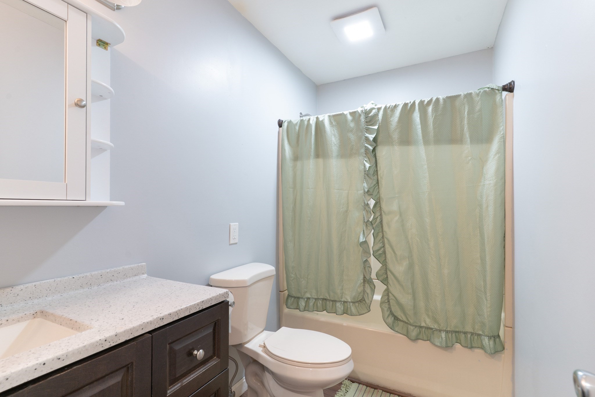189 Oakham Rd Property Photo 21