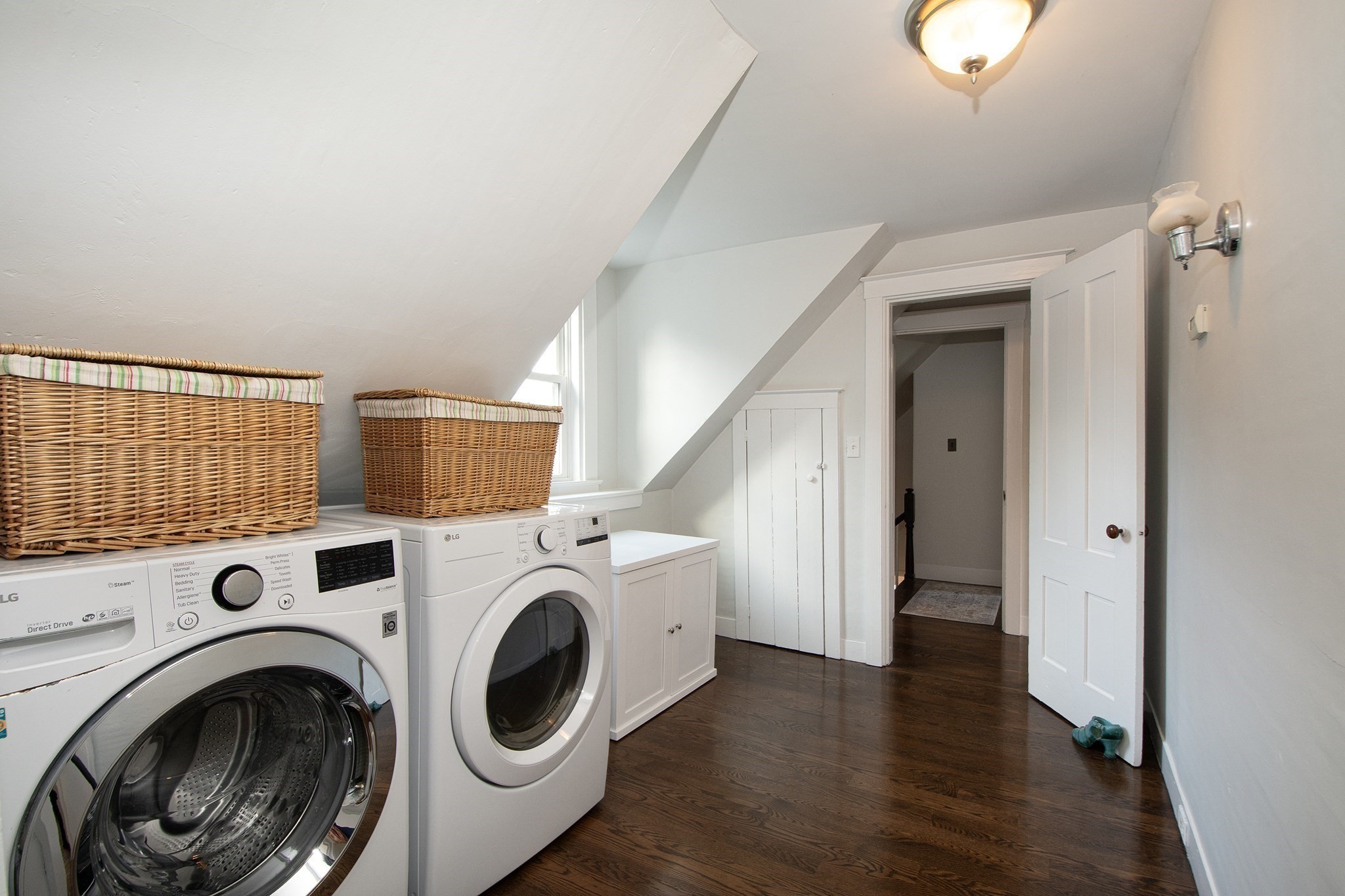 22 Spring St Property Photo 33