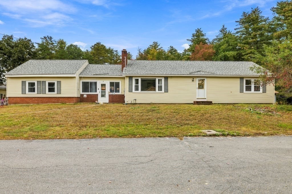 6 Oakhurst Street Property Photo 8