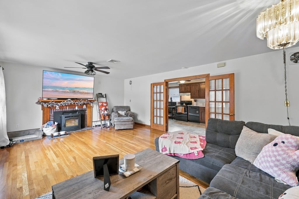 6 Oakhurst Street Property Photo 17