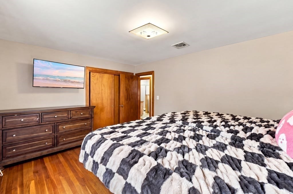 6 Oakhurst Street Property Photo 35
