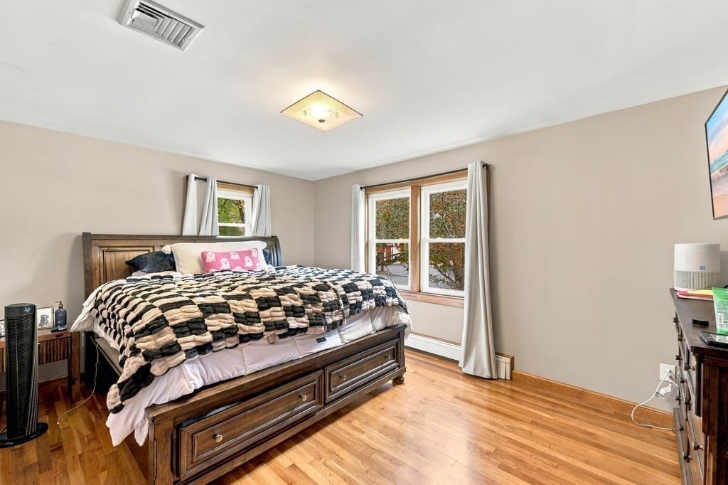 6 Oakhurst Street Property Photo 36