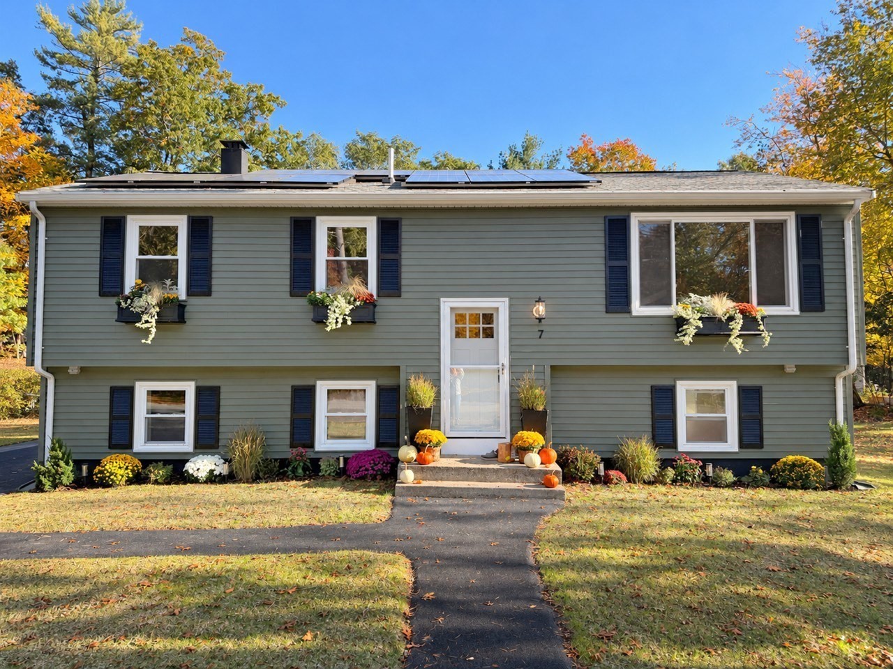 7 Bayberry Lane Property Photo 1