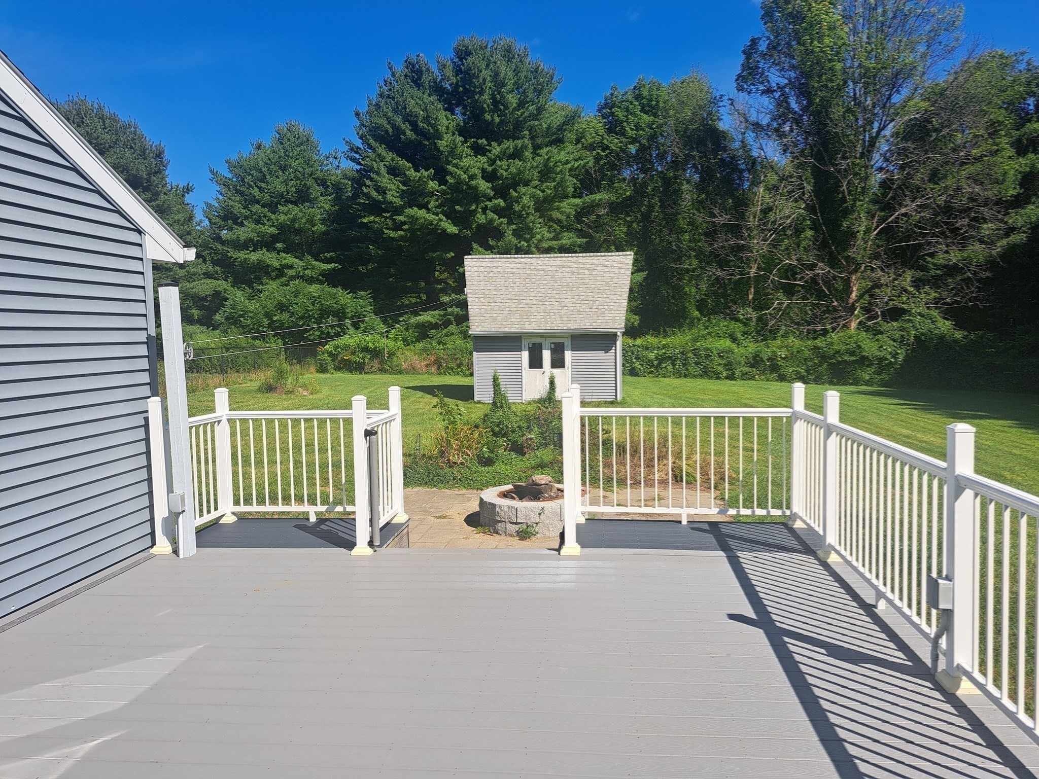 442 Rawson Street Property Photo 8