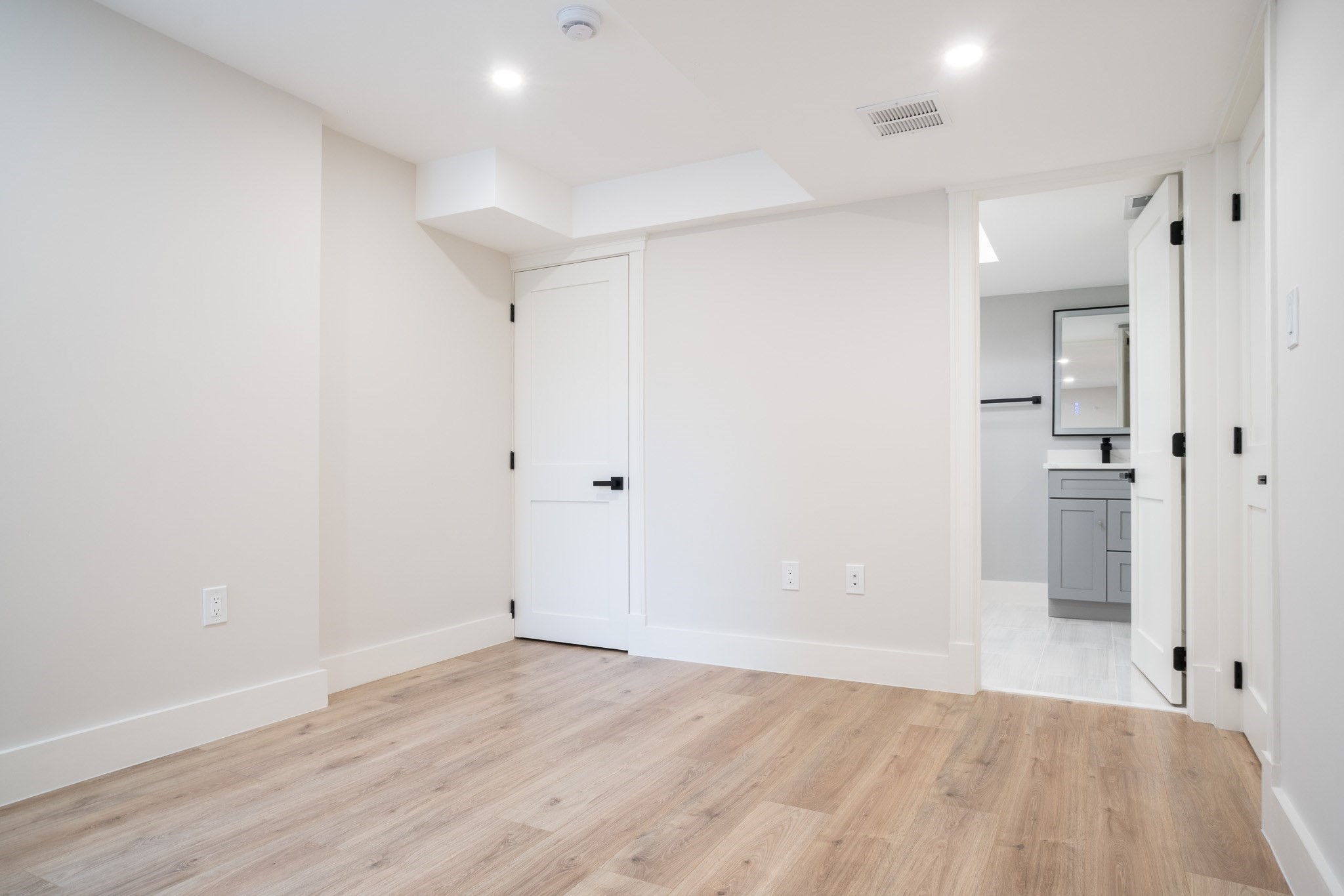43 Boston St # A Property Photo 22