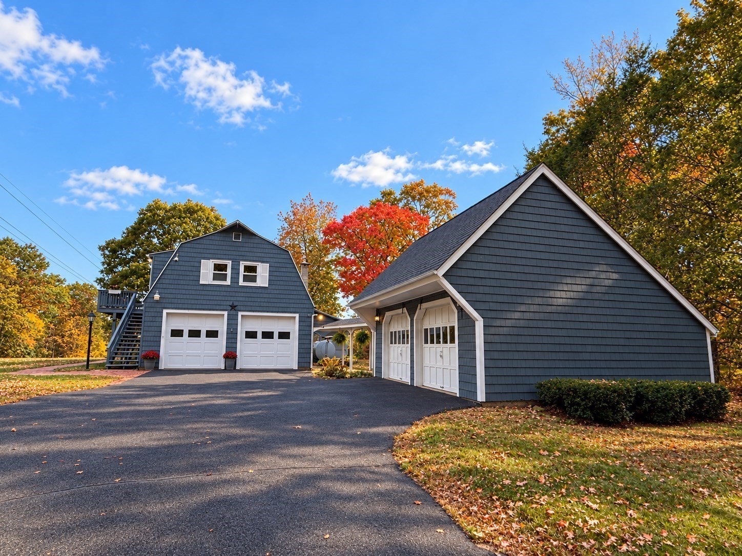 54 Old Gilbertville Rd Property Photo 2