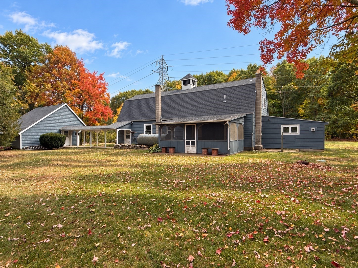 54 Old Gilbertville Rd Property Photo 3