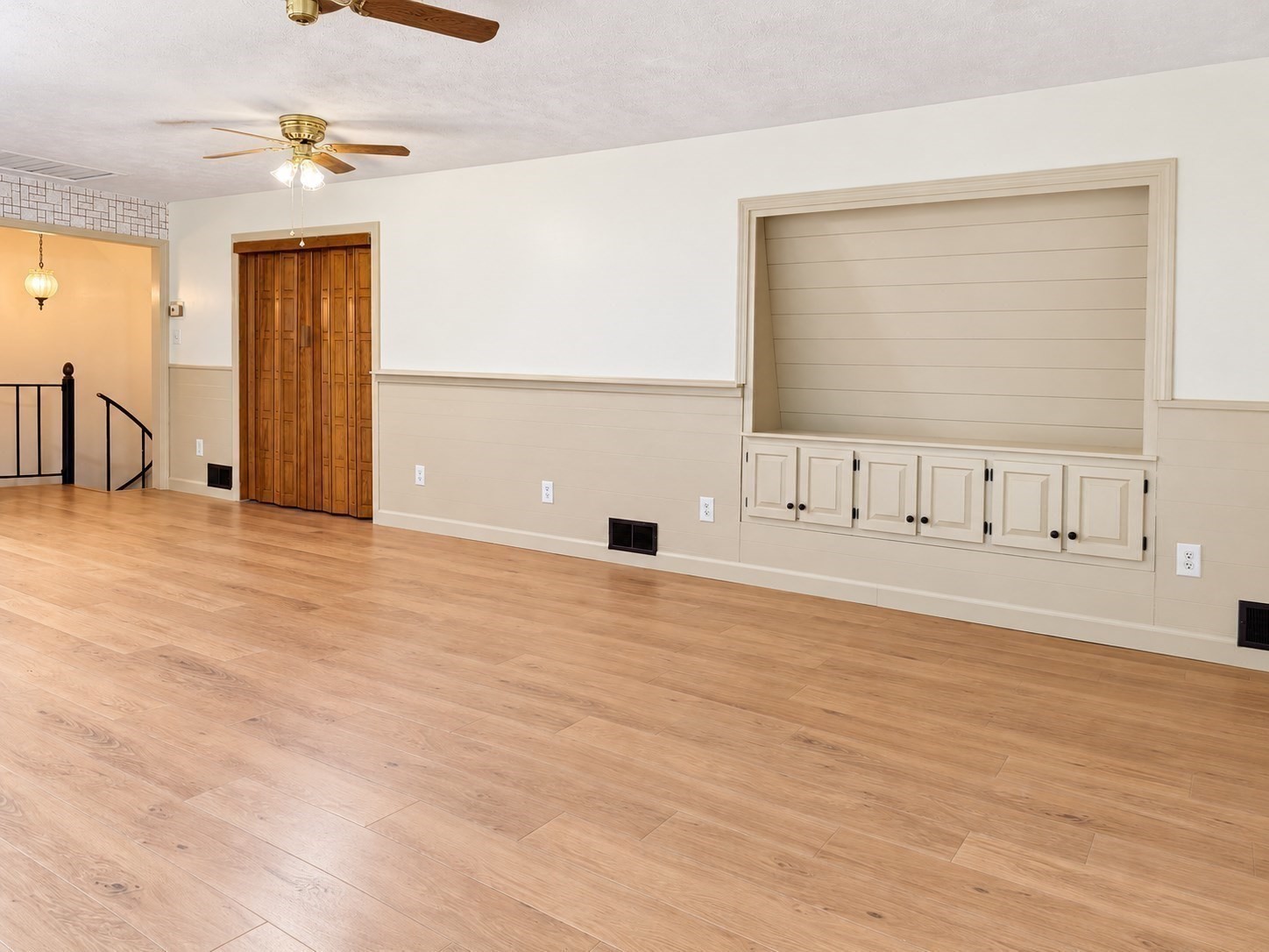 54 Old Gilbertville Rd Property Photo 12